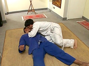 Two Indian homos love fucking indoors in gonzo indoor scene