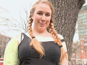 Solo Anna Darling fingering her juicy pussy outdoors in public